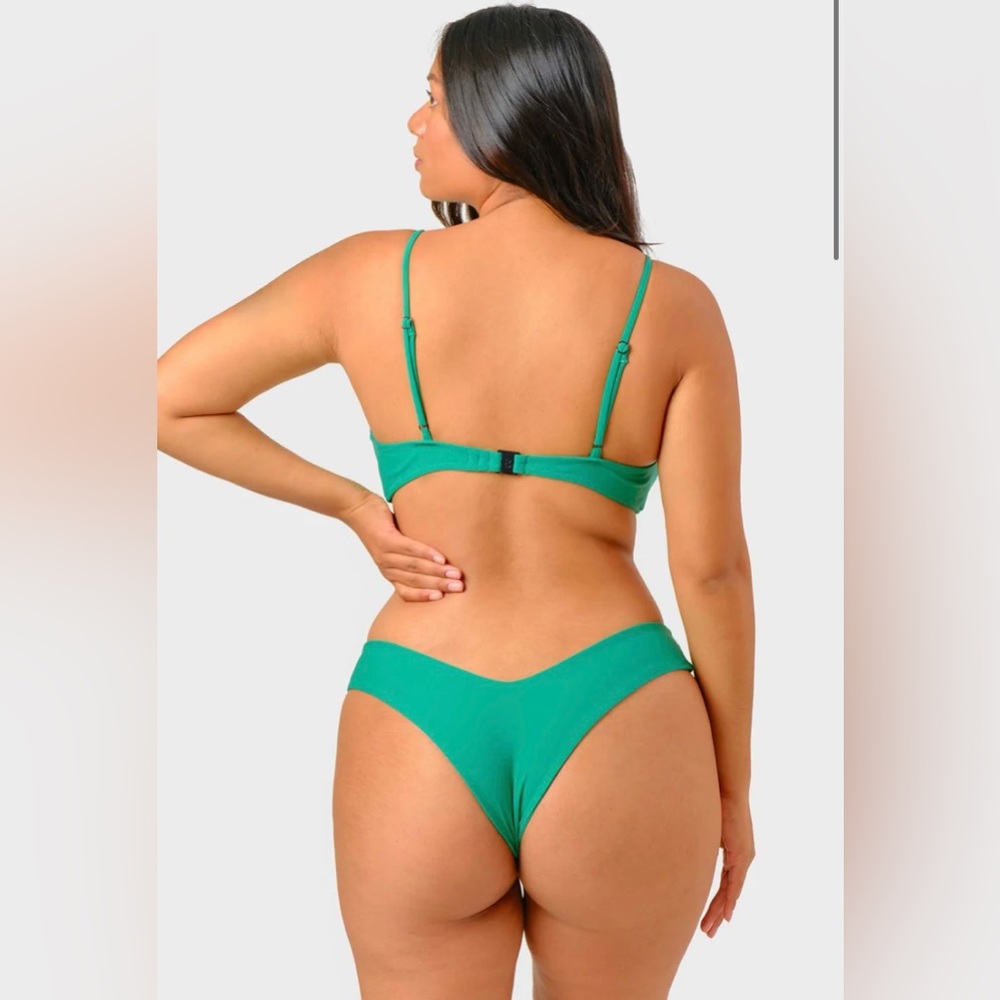 Blackbough Swim Cheeky Stassy Bikini Bottom in Emerald, size L